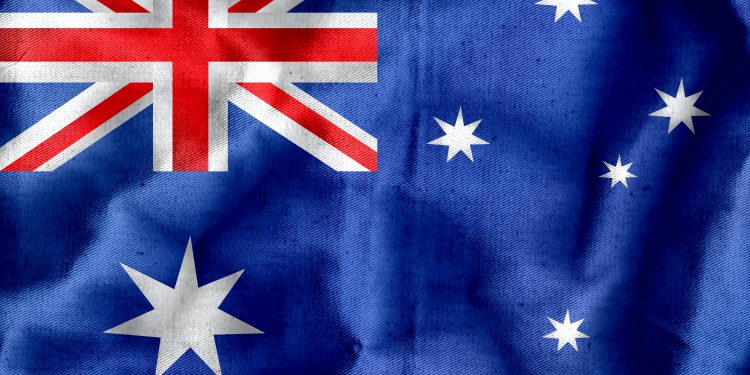 Australian temporary residents demand NZ-like one-off visa