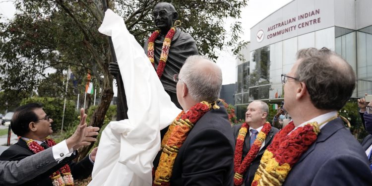 PM Morrison Indian Centre unveiling Mahatma Gandhi statue in Melbourne