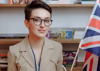 UK eases immigration as shortage of care workers worsens