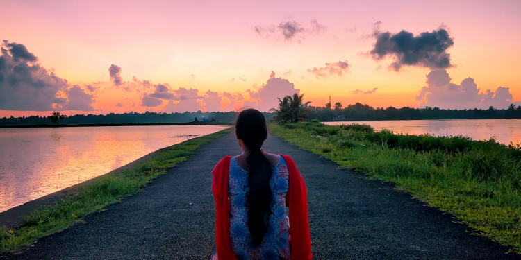 Indian woman leaves husband for 'forcing her to go to Australia', Gujarat High Court upholds her wish 1 Indian woman leaves husband for ‘forcing her to go to Australia’, Gujarat High Court upholds her wish