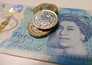 UK may offer cheaper, easier visas in return for trade deal with India