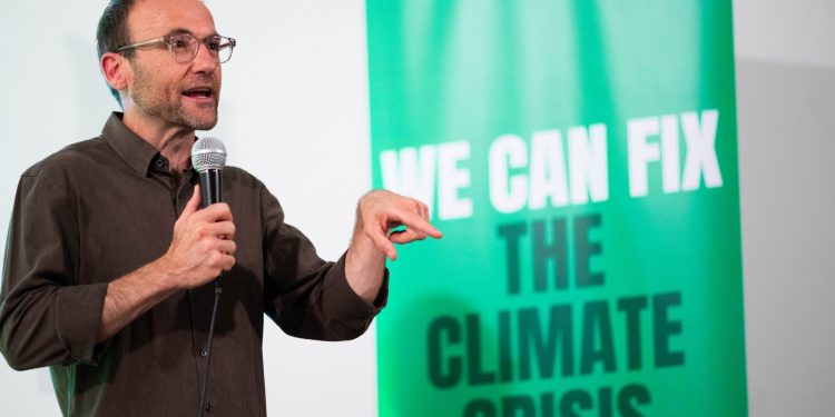 Diaspora and migrant communities should not be used as political football, says Australian Greens leader 1 Diaspora and migrant communities should not be used as political football, says Australian Greens leader