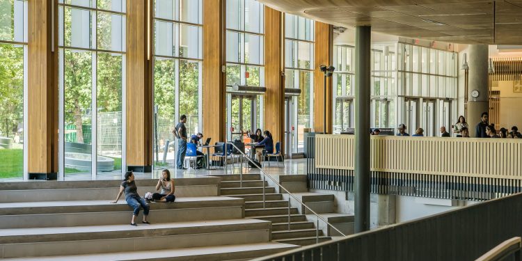 Canada: Ontario college suspends spring semester enrolment; fate of hundreds of international students uncertain