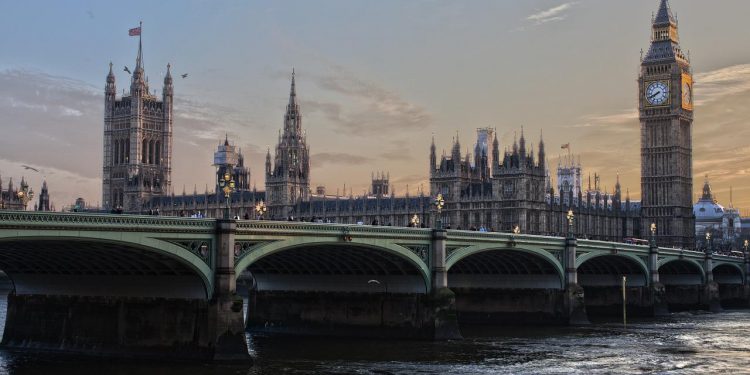Everything about the HPI visa that allows graduates from top universities to stay in the U.K without a job offer in hand 1 Everything about the HPI visa that allows graduates from top universities to stay in the U.K without a job offer in hand
