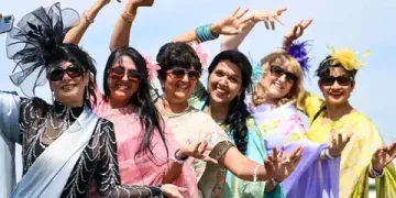 Hundreds of women wear sarees at the Royal Ascot event in Britain