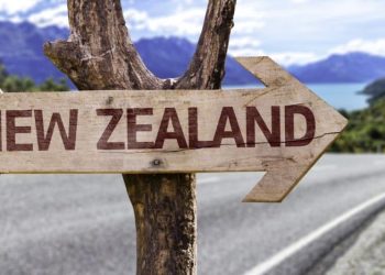 Surge in Foreigners Flocking to New Zealand Expected to Ease Labour Shortages