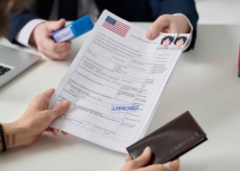 US Visa Renewal Program Delays Disappoint Indian Professionals