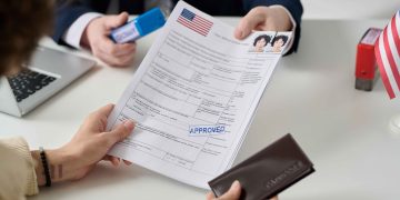 US Visa Renewal Program Delays Disappoint Indian Professionals