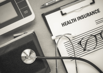 Challenges Faced by NRIs-in-Obtaining-Health-Insurance-in-India