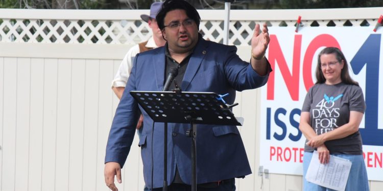 Indian-American, Niraj Antani Announces Congressional Bid in Ohio