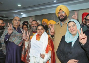Parvinder-Kaur-Banga-Becomes-First Woman President of NRI Sabha