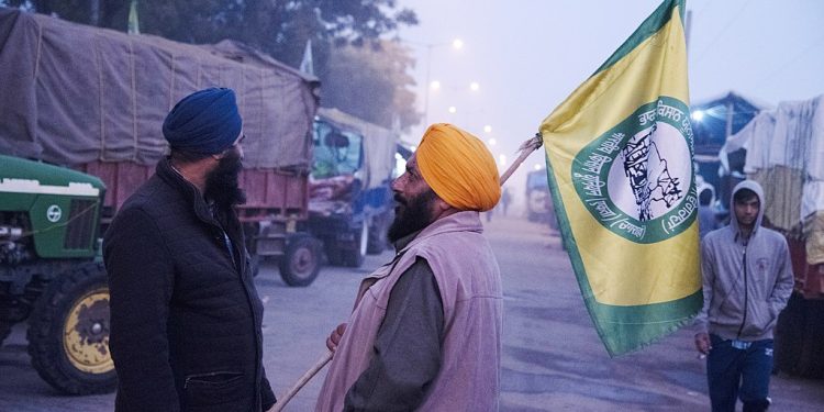 "Protect farmers’ right to peaceful protest,": Human Rights Watch to India 1 “Protect farmers’ right to peaceful protest,”: Human Rights Watch to India
