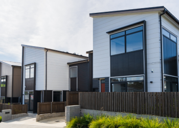 Survey-Indicates-80-of-Developers-Anticipate-Increased-NRI-Home Purchases-in-2024-nri-affairs