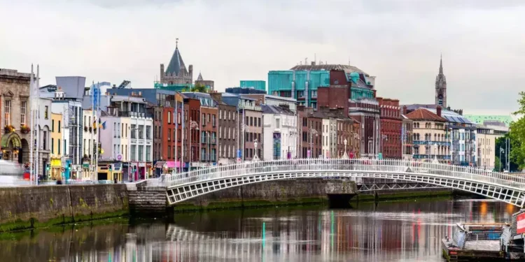 A European Nation with Emerald Landscapes: Ireland, the Top Choice for Indian Students’ Study Abroad Plans