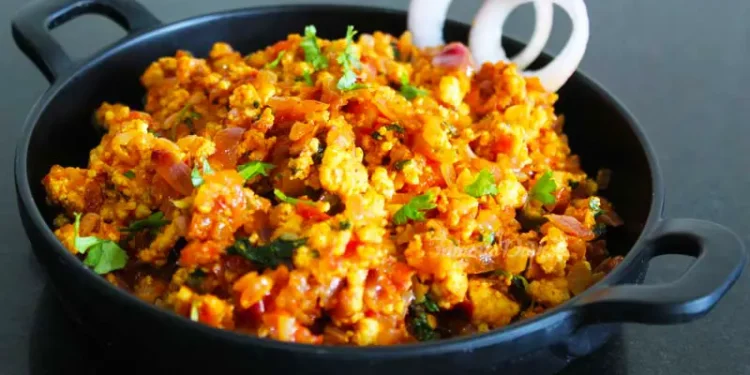 Comfort Food Abroad: 8 Easy Indian Recipes for NRIs Missing Home-Cooked Meals 1 Comfort Food Abroad: Easy Indian Recipes for NRIs Missing Home-Cooked Meals