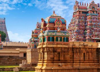 Discovering India from Afar: Best 10 Heritage Destinations NRIs Are Returning to Explore 3 Discovering India from Afar: Heritage Destinations NRIs Are Returning to Explore