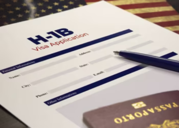 Google, Amazon and Microsoft Issue Travel Warning to H-1B Visa Holders Amid Immigration Uncertainty 10 Google, Amazon and Microsoft Issue Travel Warning to H-1B Visa Holders Amid Immigration Uncertainty