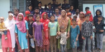 India Unlawfully Expels Hundreds of Muslims to Bangladesh, Rights Group Says