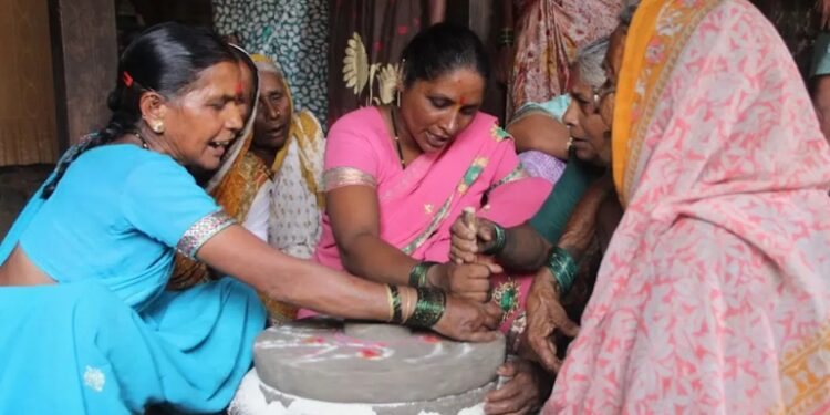 What women’s work songs reveal about the changing climate