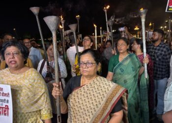Why did Indian lawmakers vote against ensuring more women in parliament?