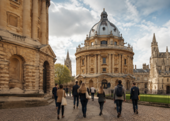 Rhodes Scholarship 2027: Applications Open for Indian Students at Oxford 3 Postgraduate students walking through University of Oxford campus, Rhodes Scholarship 2027 India