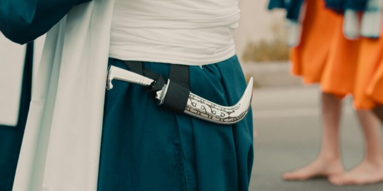 Who can carry a kirpan in the UK? Religion, law and the question of risk