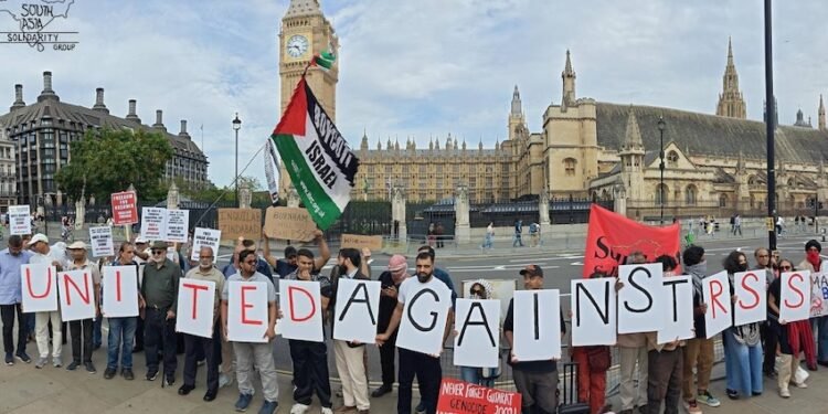 Mohan Bhagwat’s UK visit draws protests and exposes divisions within Indian diaspora 1 Mohan Bhagwat’s UK visit draws protests and exposes divisions within Indian diaspora