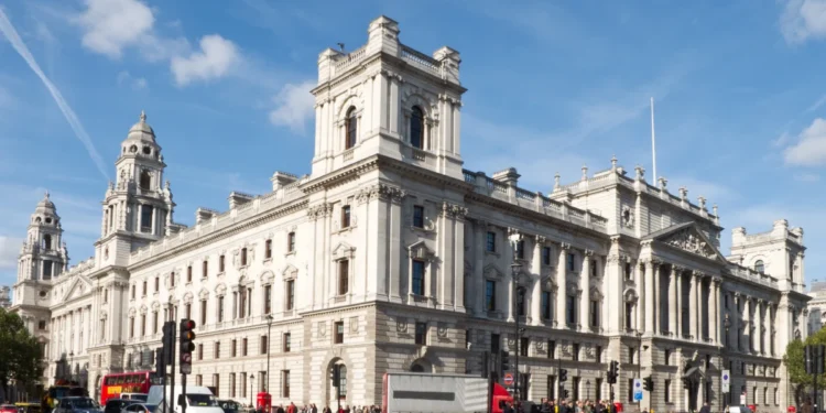 UK Tax Residency: What the 10-Year Rule Means for Indian Families 1 Government offices in Whitehall, London, representing UK tax residency rules