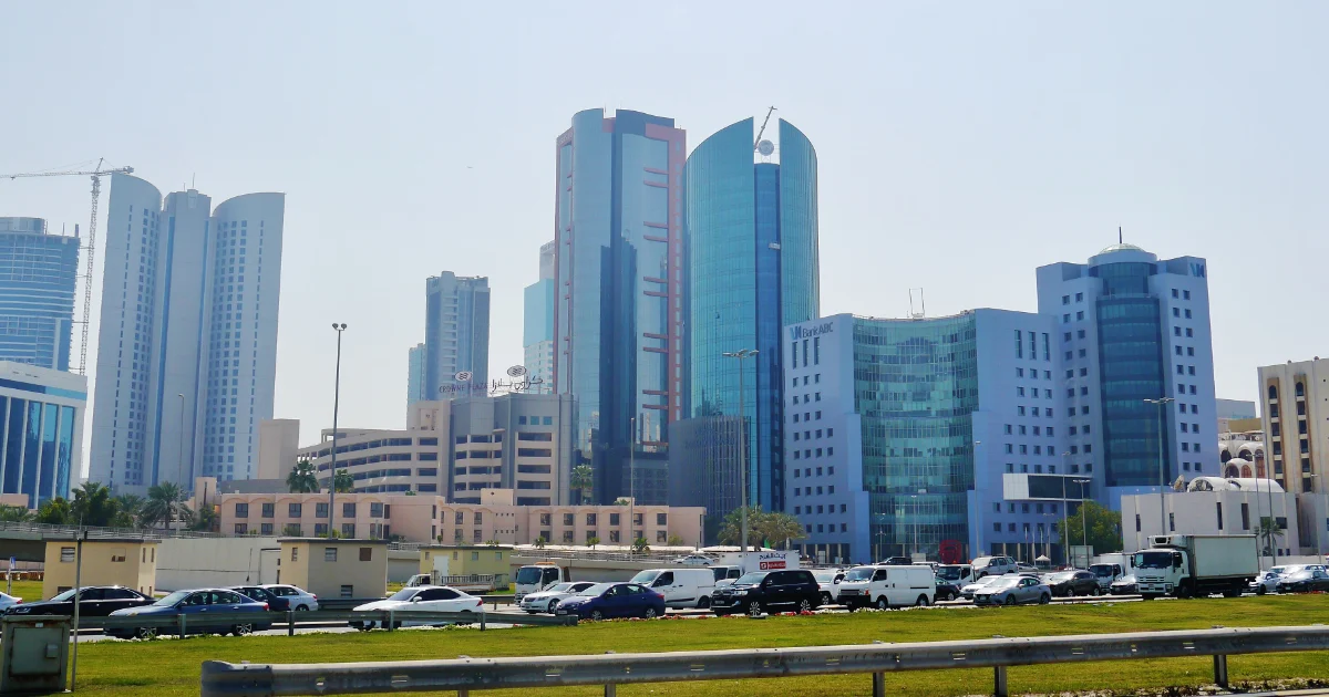 Bahrain 90-day work rule: the Manama skyline in Bahrain