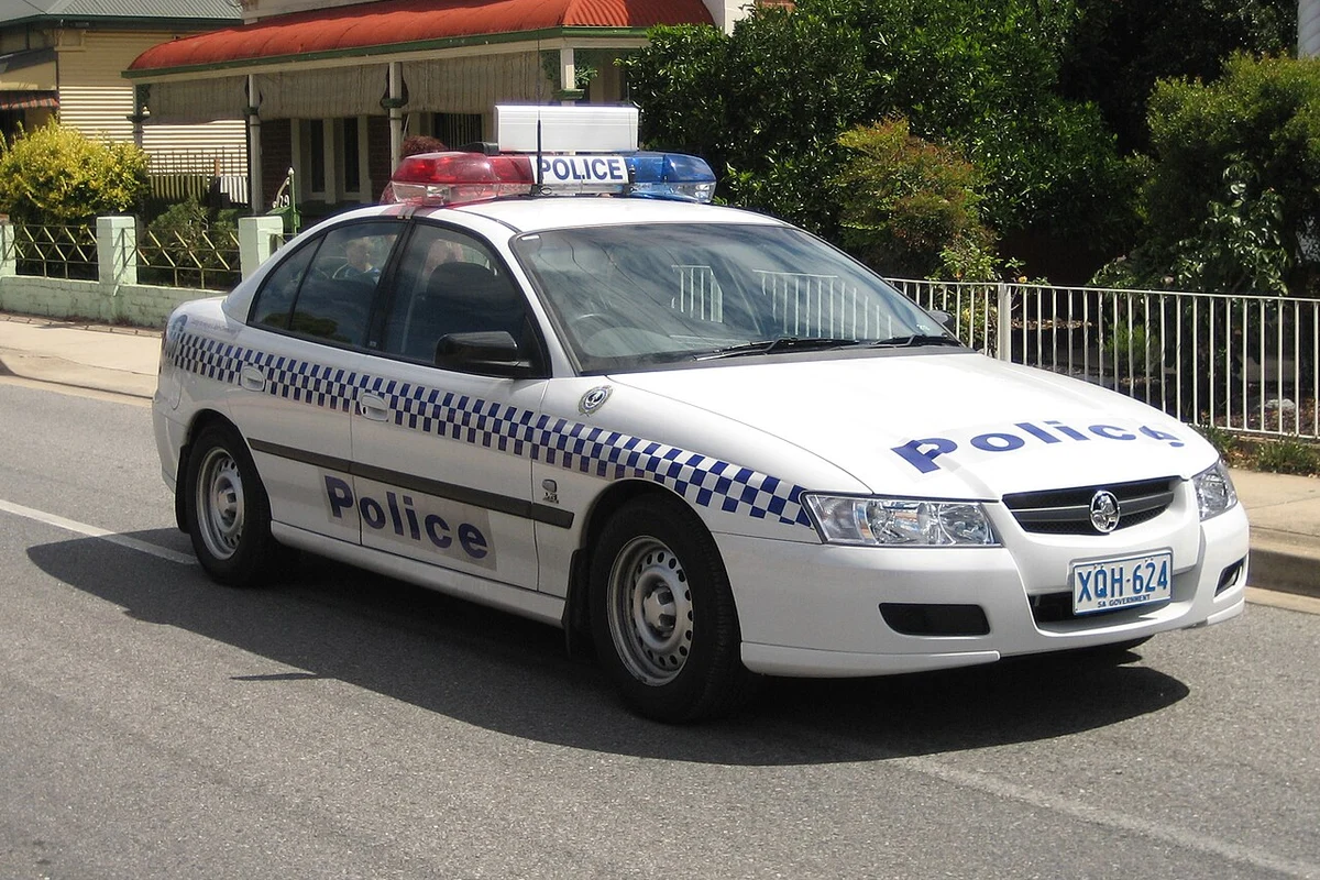 South Australian police vehicle, photographed in 2006