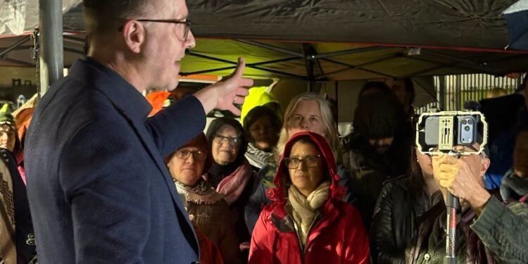 Amid rising support for right‑wing minor parties, can David Shoebridge reinvigorate the Greens? 1 Amid rising support for right‑wing minor parties, can David Shoebridge reinvigorate the Greens?