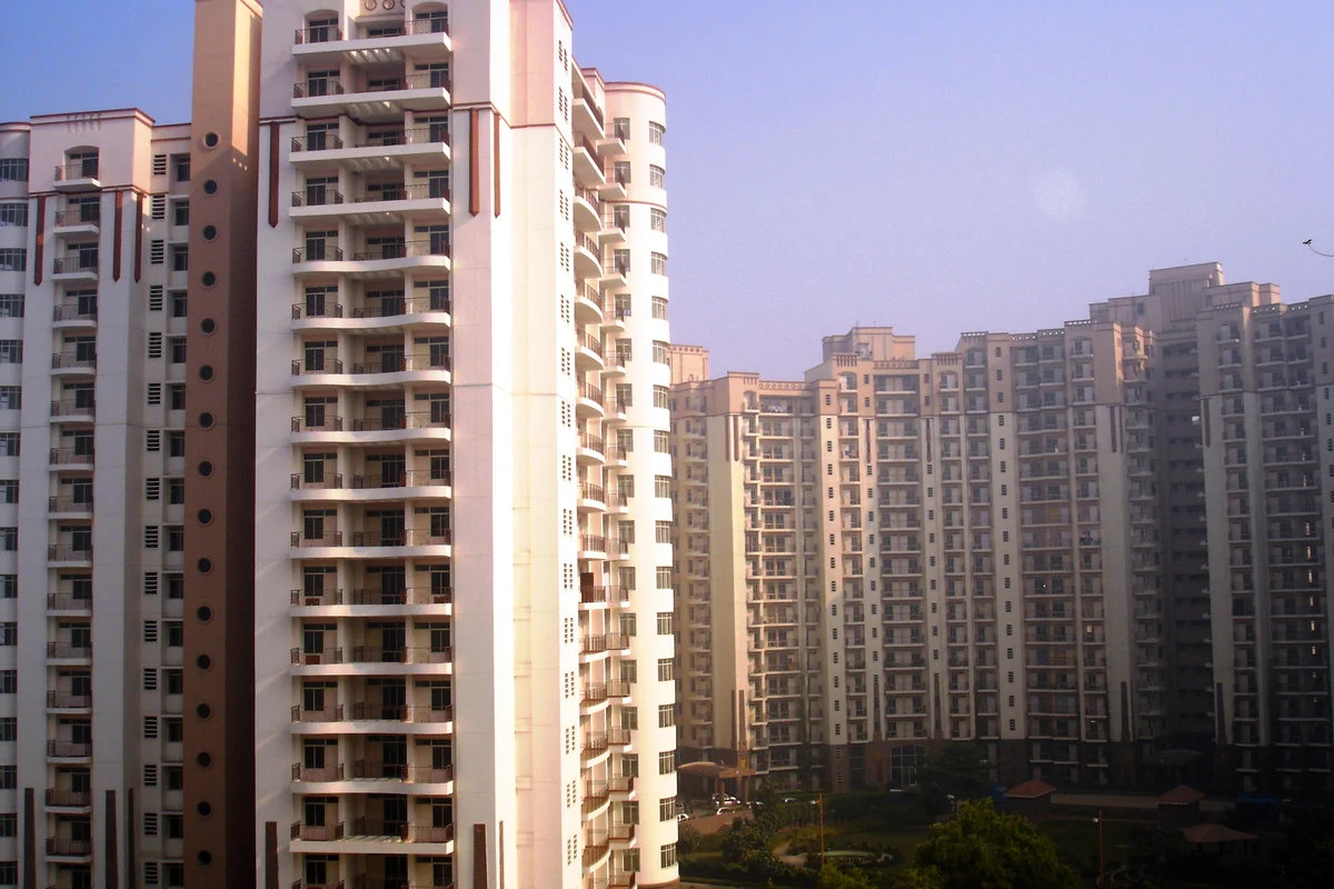 Essel Towers residential apartment buildings in Gurgaon