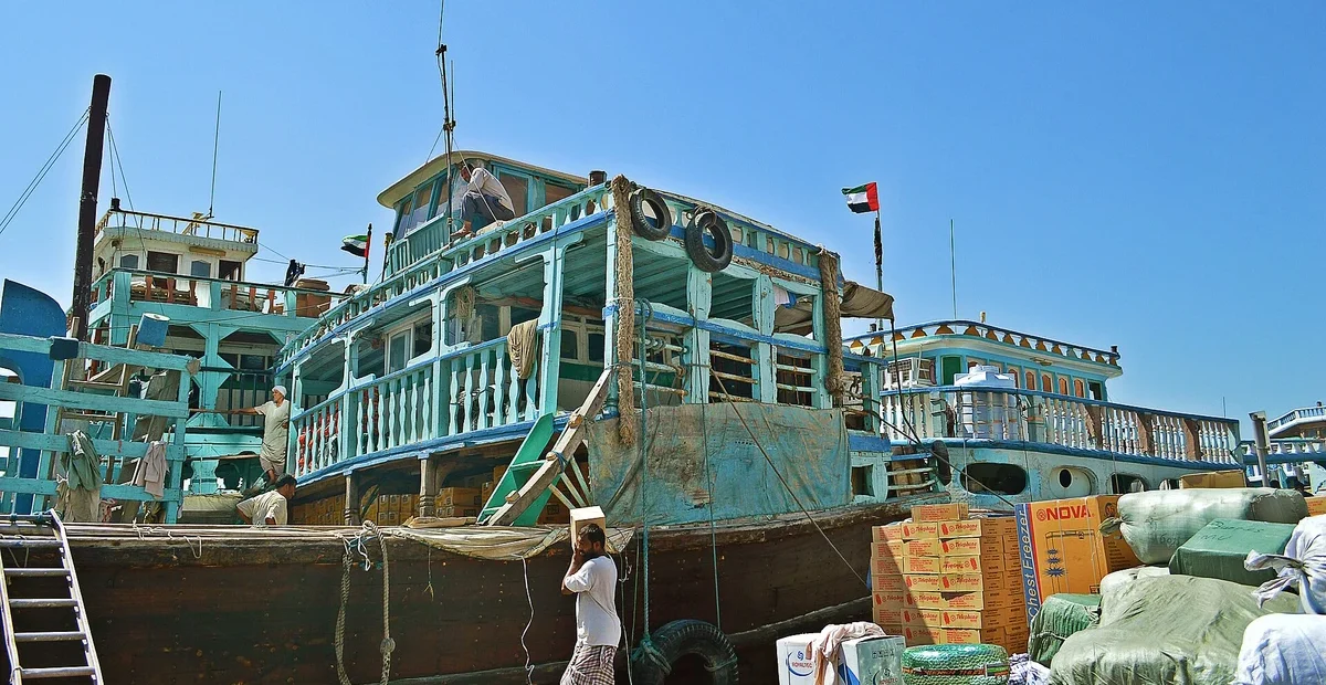 Cargo handling at Dubai Creek, illustrating employment covered in UAE final settlement checks